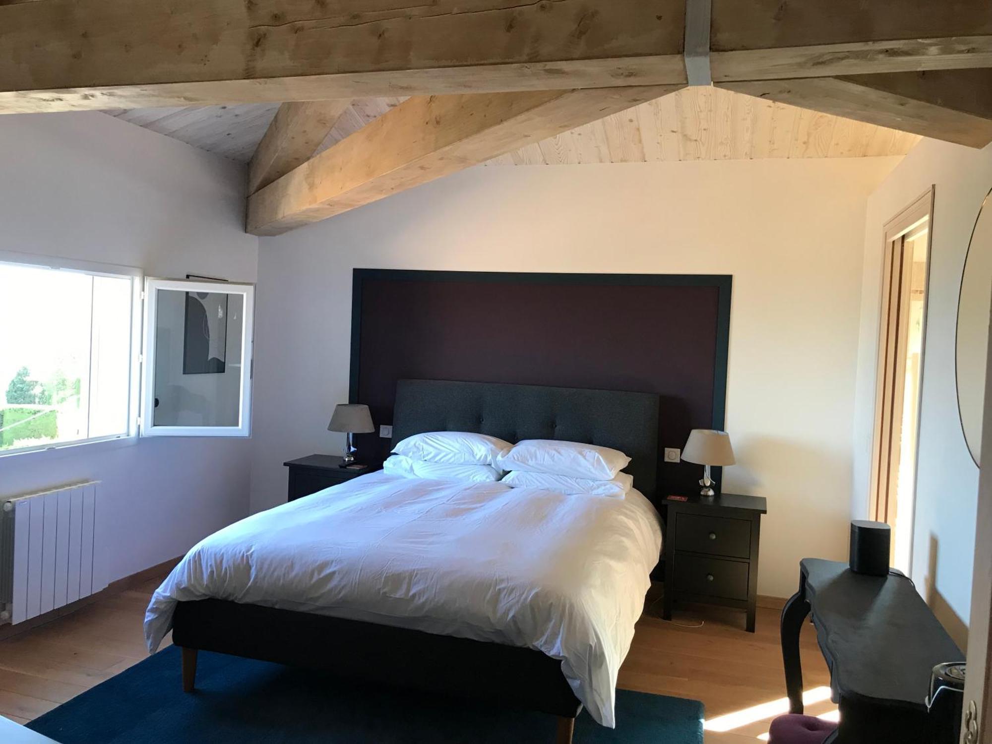 Adorable Maison Independante 30M2 Avec Piscine En Saison Cabris Rum bild