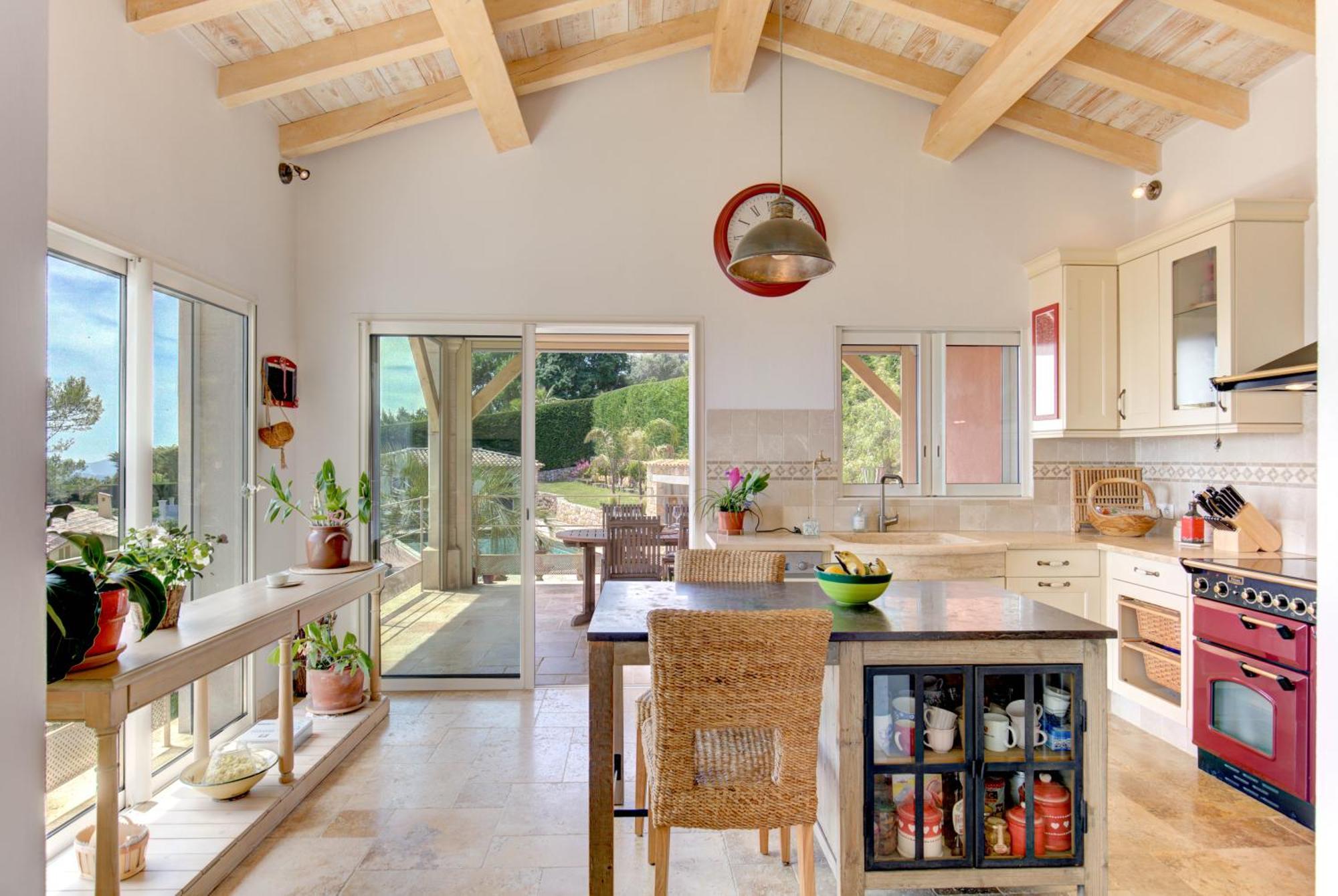 Adorable Maison Independante 30M2 Avec Piscine En Saison Cabris Rum bild
